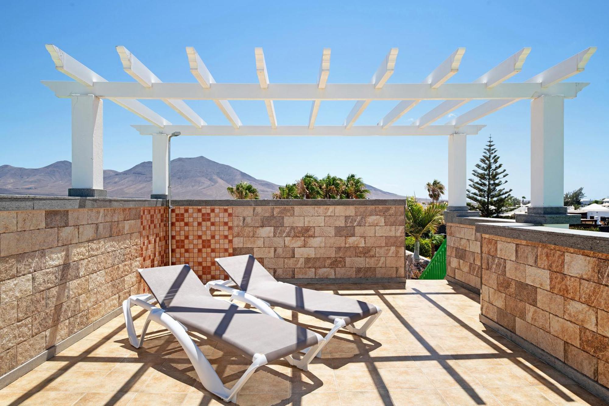 Villa Olive Playa Blanca  Buitenkant foto